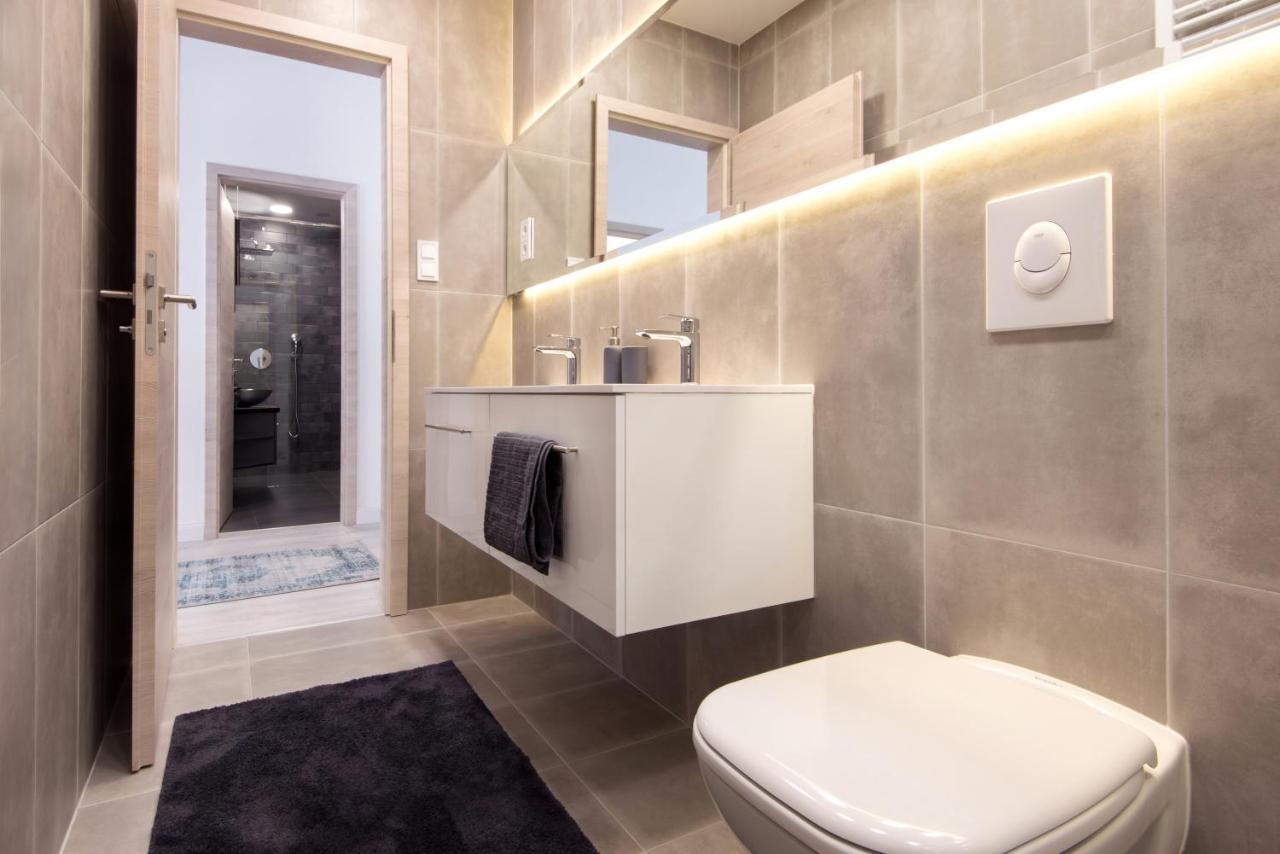 Hollo 3 Bedroom Downtown * Boedapest